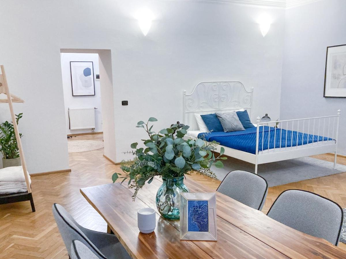 Best Price & Location - Historic Square Residency Praga Exterior foto